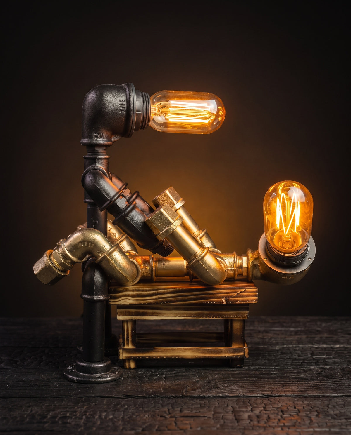 Tischverkehr Pipe Figures Table Lamp by IronPunky