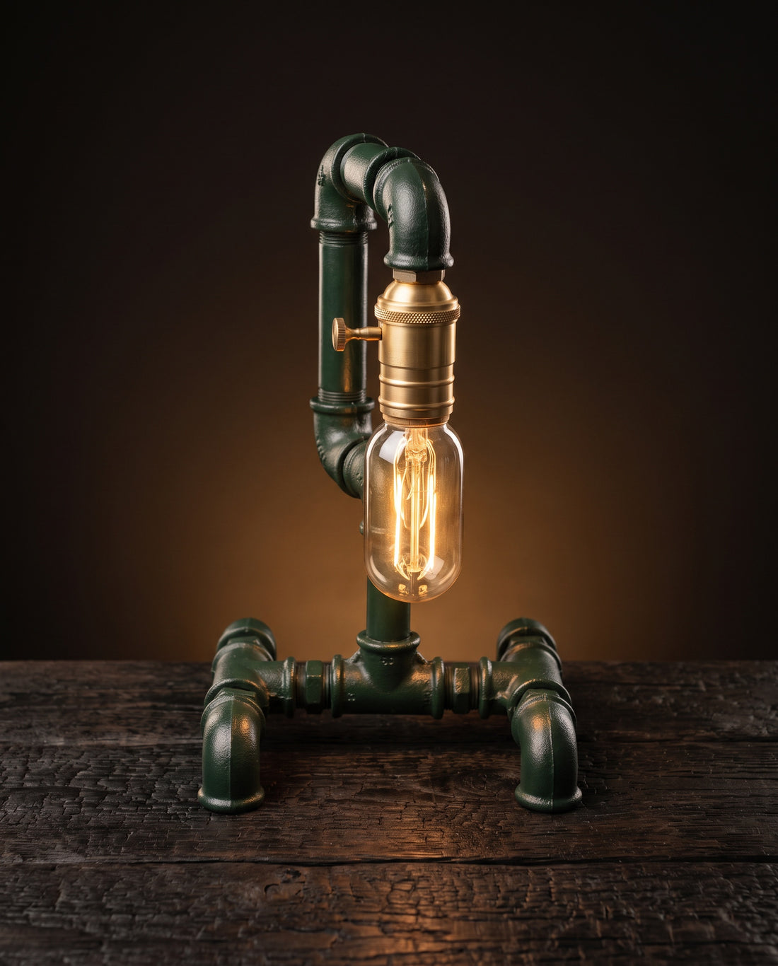 Glühfried Industrial Pipe Table Lamp by IronPunky