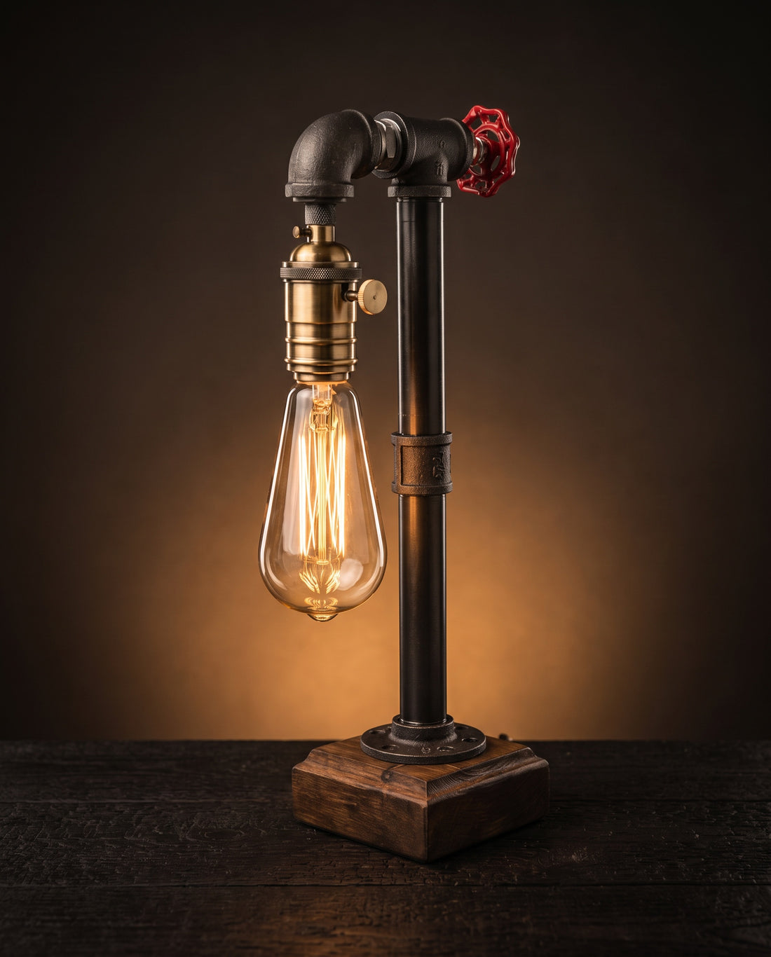 Glühbella Rustic Steampunk Pipe Lamp by IronPunky
