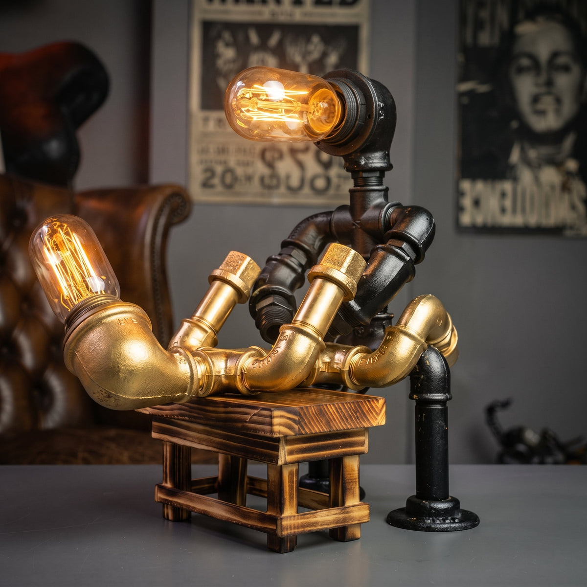 Tischverkehr Tischlampe mit Lärchenholz-Tisch