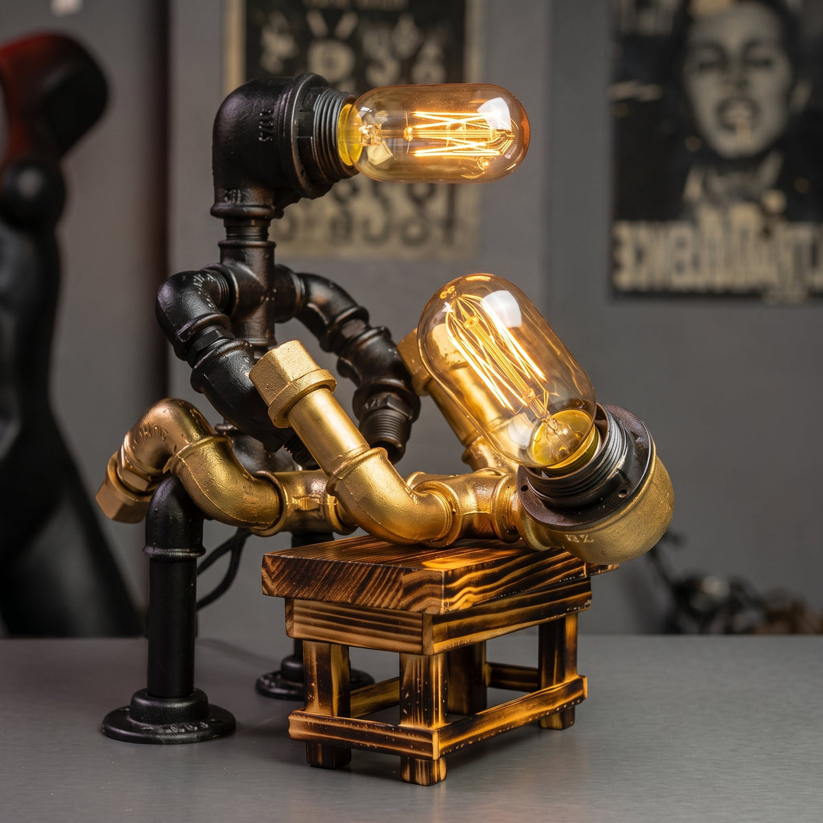 Tischverkehr Tischlampe mit Lärchenholz-Tisch