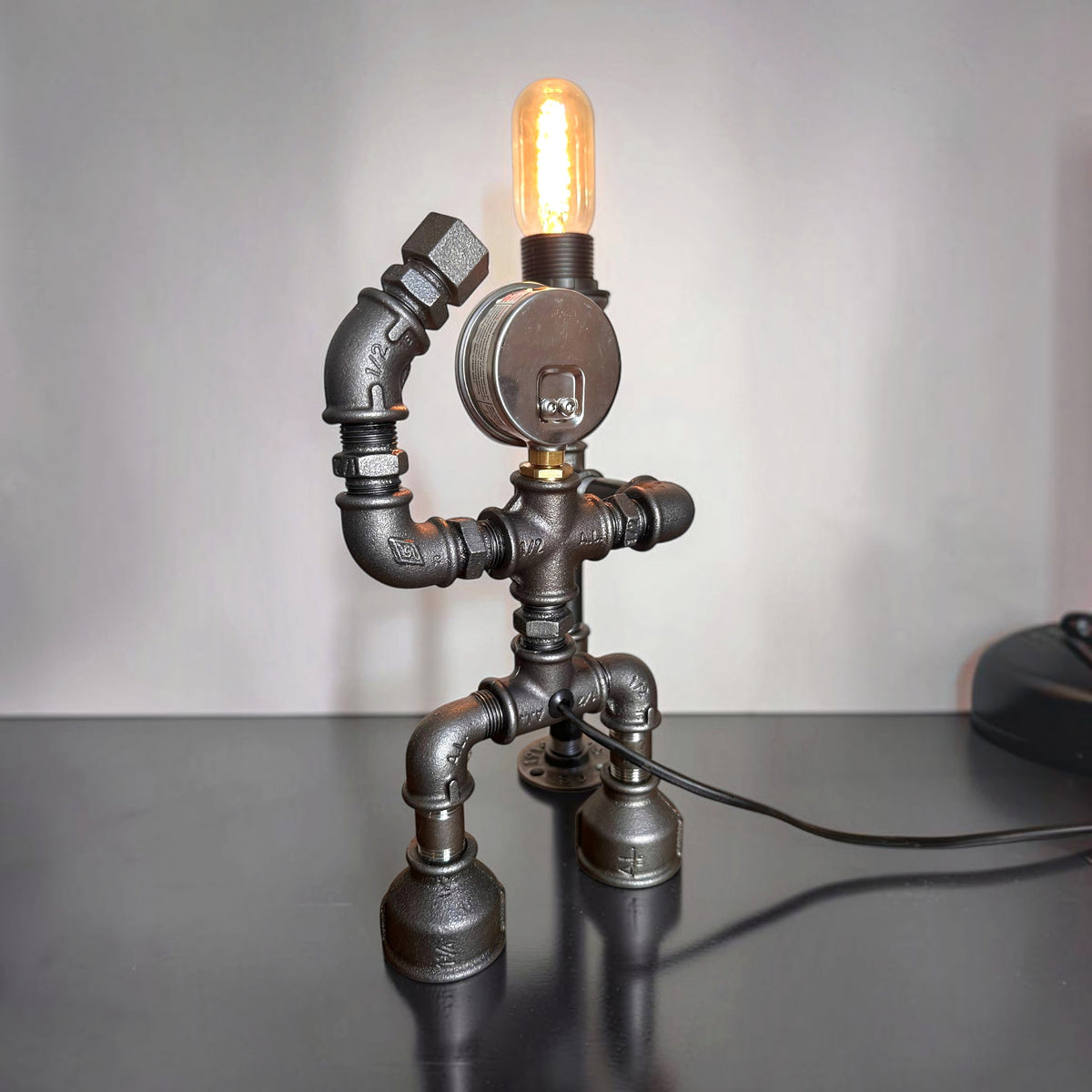 Meister Edison Gauge Head Table Lamp