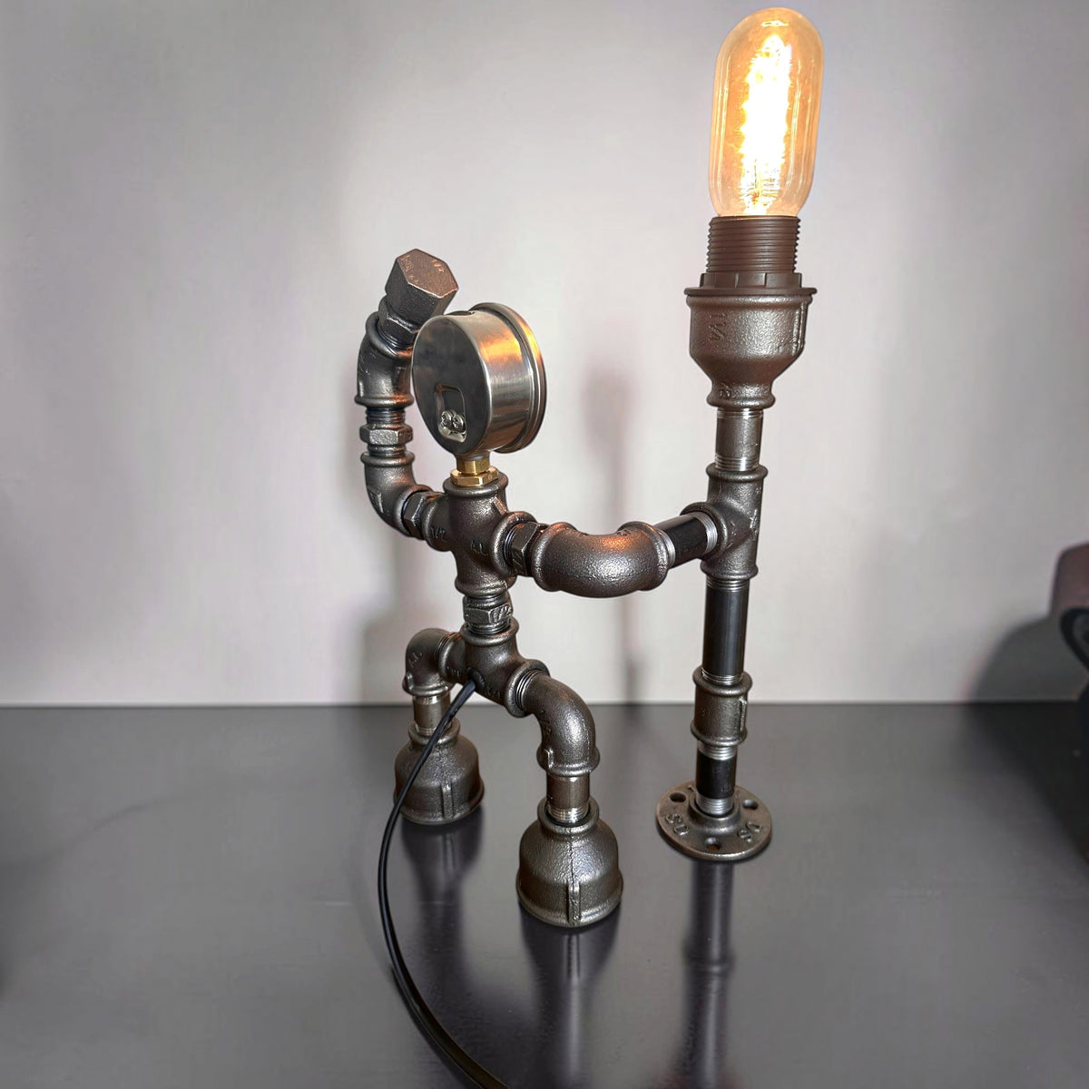 Meister Edison Gauge Head Table Lamp