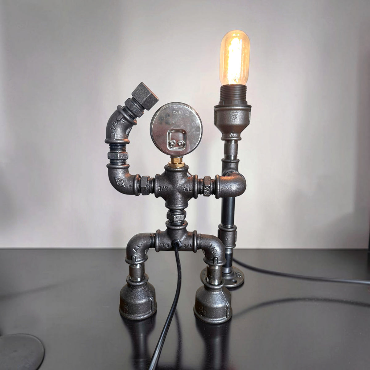 Meister Edison Gauge Head Table Lamp