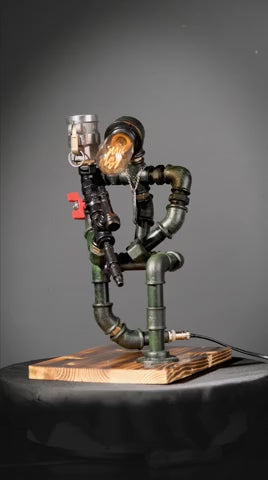 Der Vollstrecker Sniper Spirits Dispenser Lamp